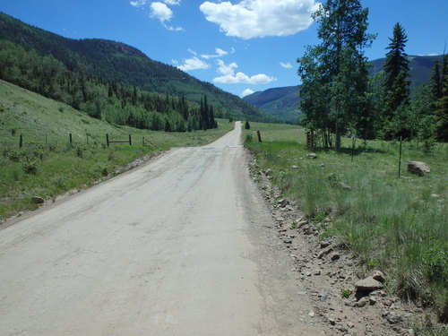 GDMBR: Heading south on NF-250.